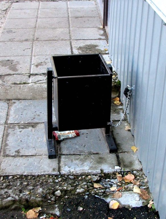 Город Кострома. Урна. 2009 год.