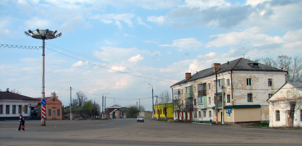 Город Ефремов. Центральная площадь. Весна 2011.