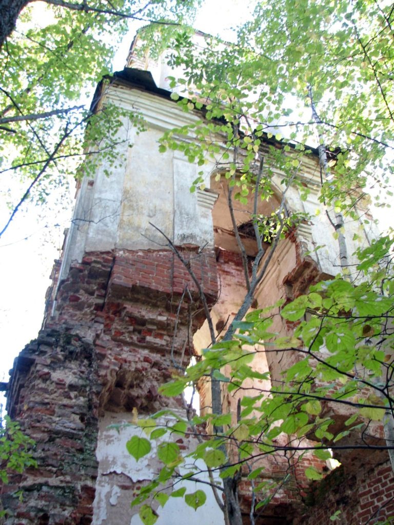 Костромская обл., Чухломский р-н, д. Клусеево Осень 2009.