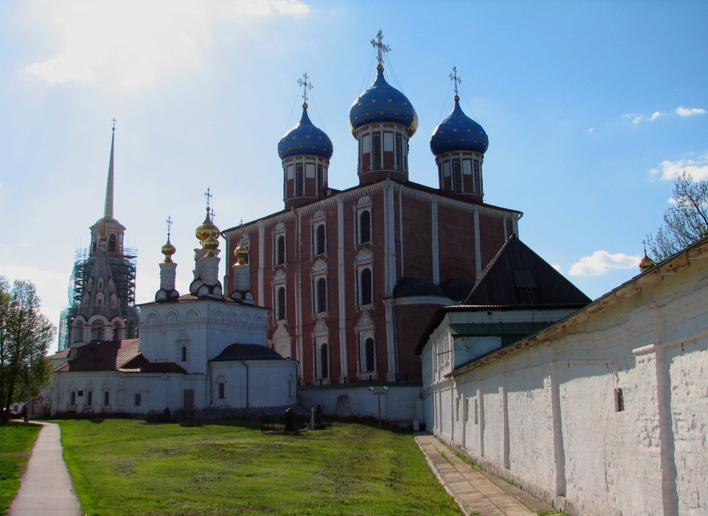Рязанский кремль. Весна 2011.