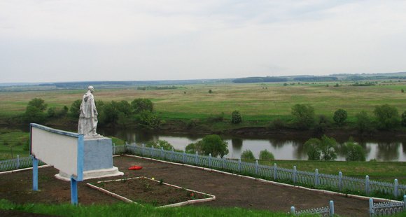г. Чекалин Суворовского района Тульской области. Май 2012.