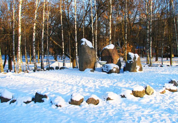 Мемориальный комплекс "Памятник партизанам". г. Псков. Зима 2009.
