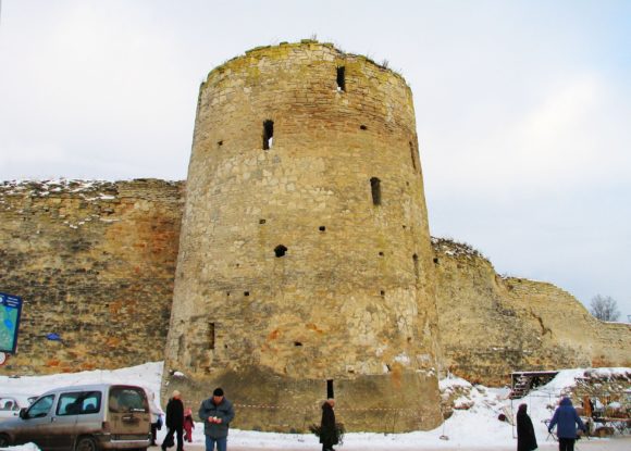 Псковская область, Печорский район, Изборская крепость. Зима 2009.