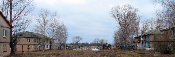 Тульская обл., Заокский р-н, поселок Миротинский. Весна 2011.