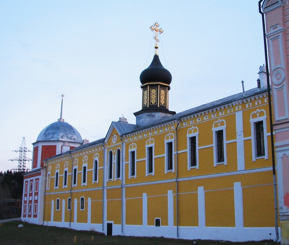 Московская обл., Чеховский р-н, с. Новый Быт, Вознесе́нская Дави́дова пу́стынь. Весна 2012.