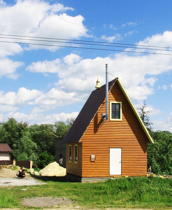 Московская область, Чеховский район, д. Хлевино. Лето 2012.