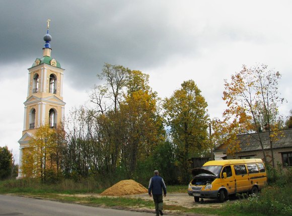 Ивановская обл., Шуйский р-н, с. Якиманна. Осень 2012.