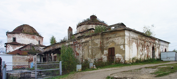 пос. Ле́жнево, Ивановской области. Осень 2012.