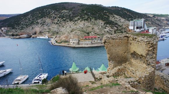 Украина, Крым. Севастополь, Балаклава. Весна 2013.
