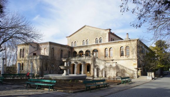 Украина, Крым, г. Севастополь, Херсонес. Весна 2013.