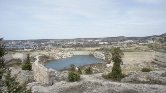 Украина, Крым, г. Инкерман. Весна 2013.