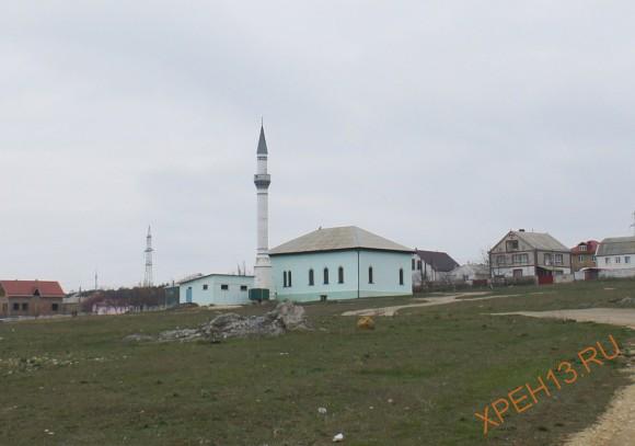 Украина, Крым, г. Бахчисарай. Весна 2013.