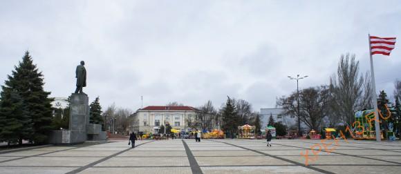 Украина, Крым, г. Керчь. Весна 2013.