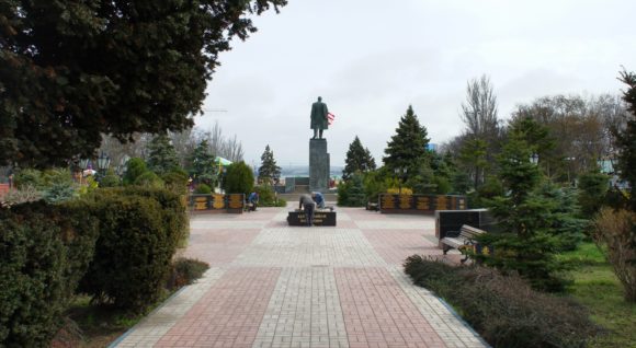 Украина, Крым, г. Керчь. Весна 2013.