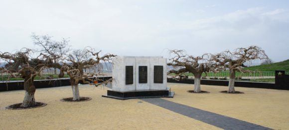 Украина, Крым, г. Керчь. Весна 2013.
