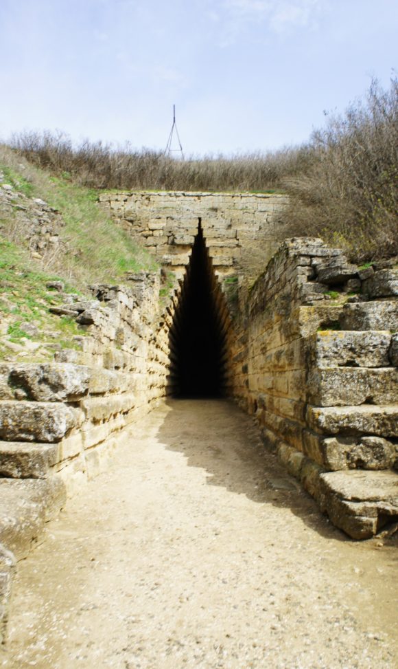 Украина, Крым, г. Керчь. Весна 2013.
