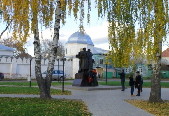Владимирская область, г. Муром, Благовещенский монастырь. Осень 2013.