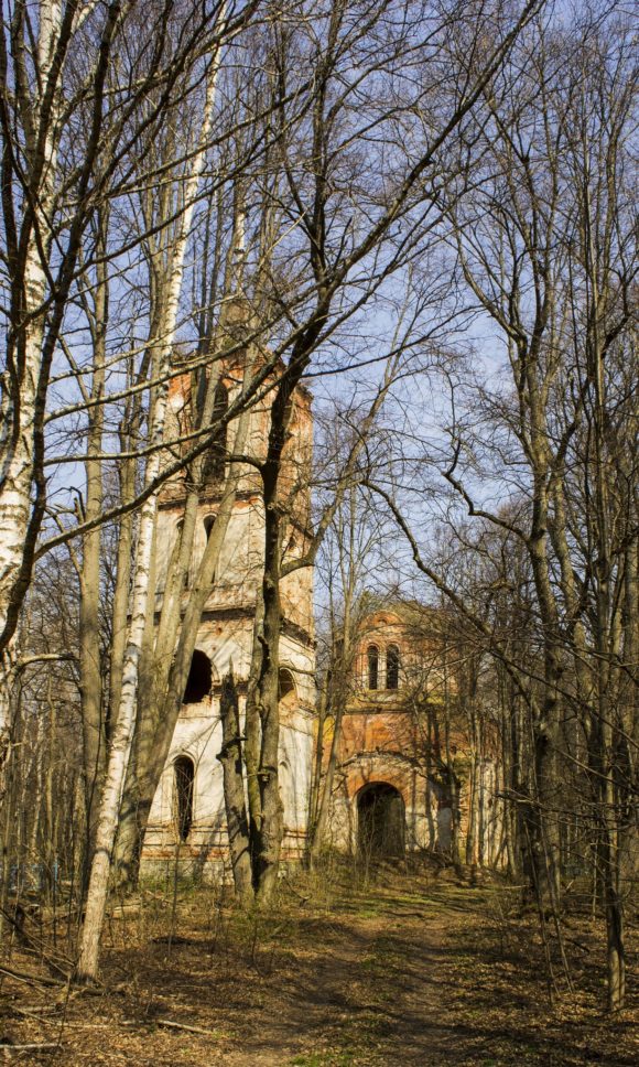ур. Недоходово Юхновский район Калужской области. Церковь Николая Чудотворца. Весна 2014.