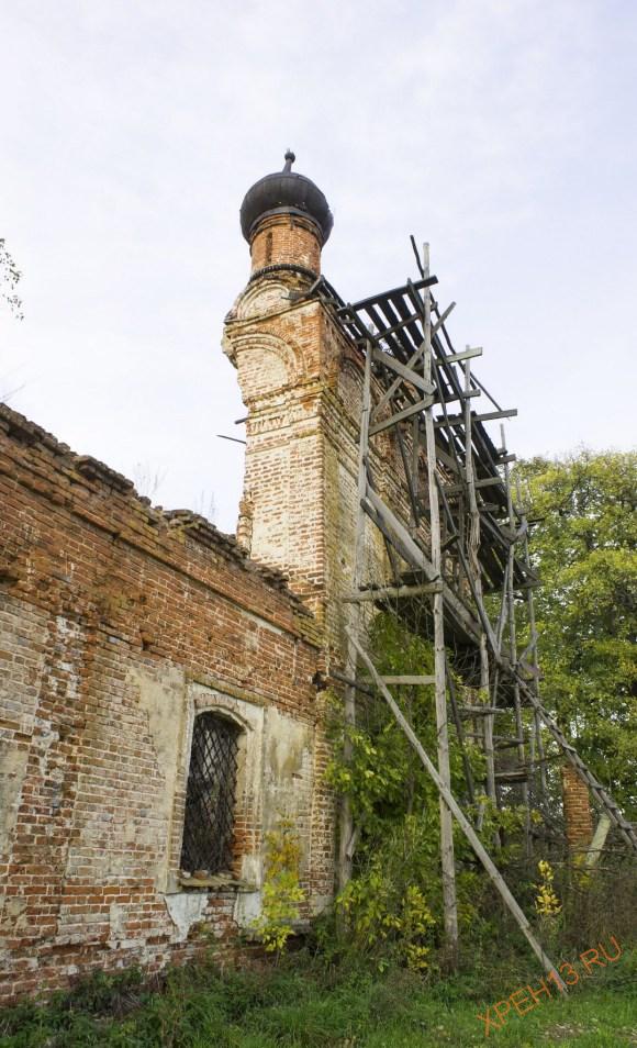 Тульская обл., Белевский р-н, с. Николо-Гастунь. Осень 2014.