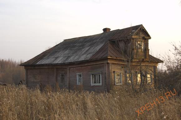 Костромская обл., Чухломский р-н., д. Сиднево. Осень 2014.
