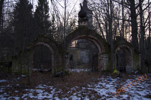Костромская обл., Чухломский р-н., д. Жуково. Осень 2014.