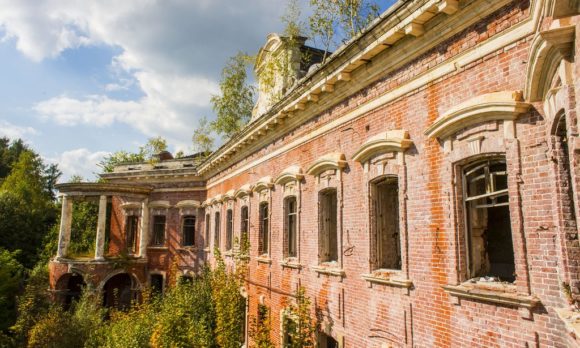 Усадьба Семеновское-Отрада, Московская область, Ступинский район, село Семеновское. Осень 2015.