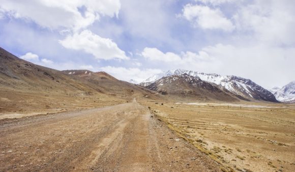 Таджикистан. Горно-Бадахшанская автономная область. Памирский тракт. Весна 2016.
