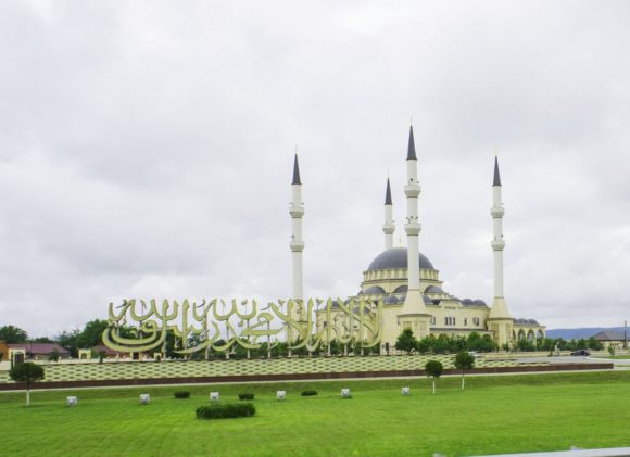 Мечеть имени Султана Делимханова открылась в с. Джалка