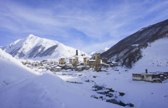 Будучи расположено на высоте 2200 м над уровнем моря, село Ушгули считается самым высокогорным постоянным поселением в Европе. Находится на южном склоне Шхары, одной из высочайших гор Большого Кавказа, в верховьях реки Ингури. В Ушгули проживает около 70 семей (до 200 человек), имеется школа. 6 месяцев в году окрестности покрыты снегом и дорога в районный центр Местиа часто бывает перерезана.