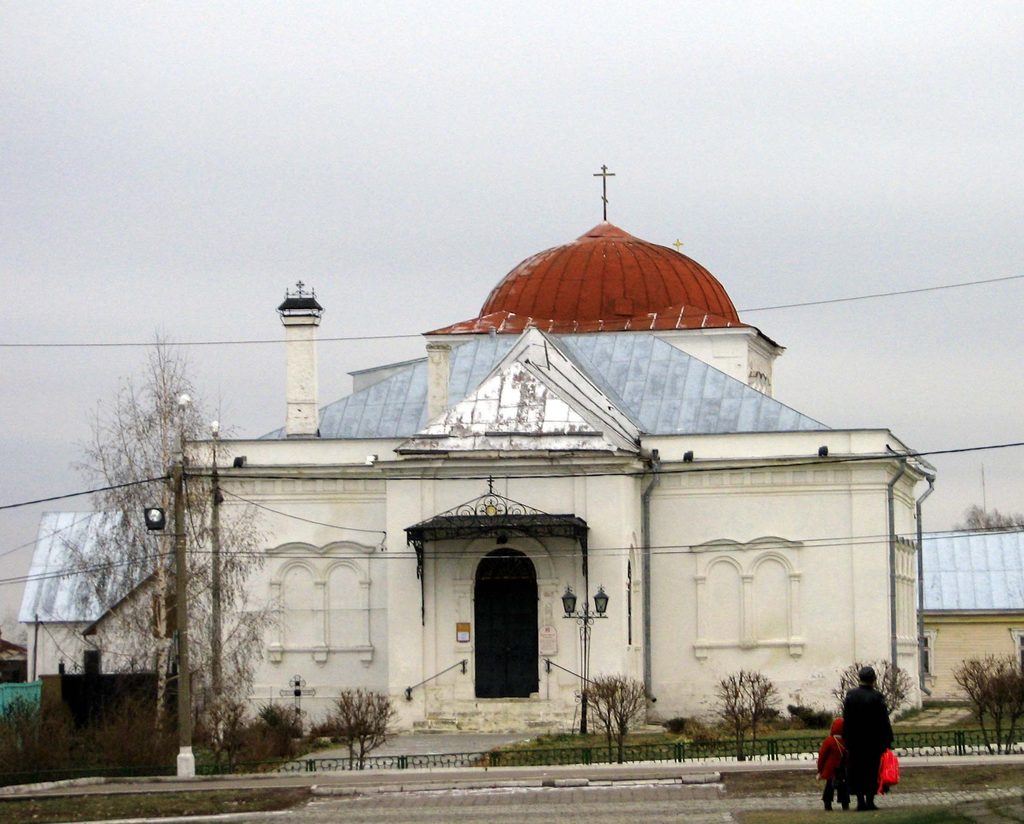 Церковь Николы Гостиного в Коломенском кремле. Московская область. Ноябрь 2011.