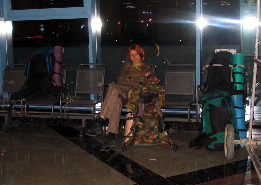 Вокзал в Ростове-на-Дону.Лето 2004.