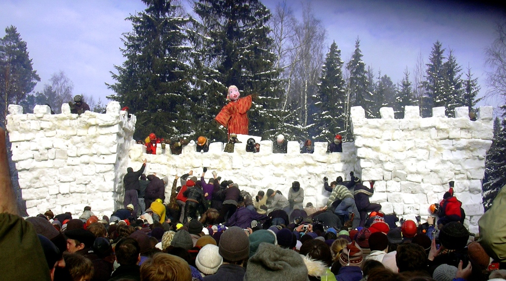 Скоротово, Одинцовский район Московской области. Бакшевская Масляница, 2004.