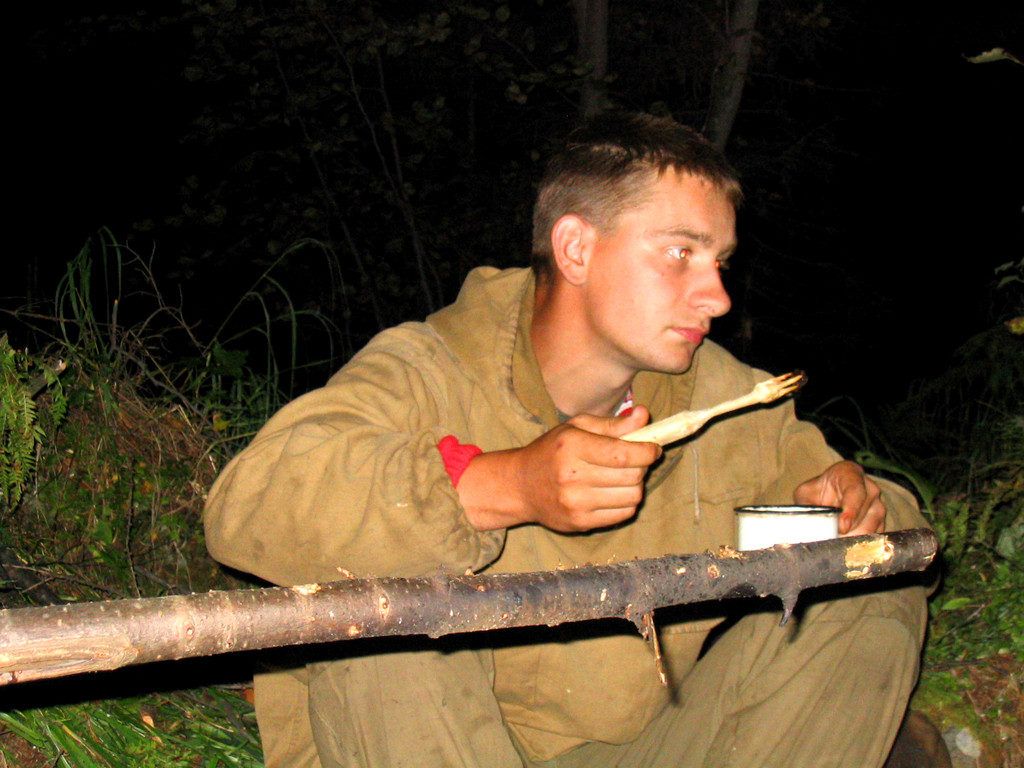 Слюдя́нка — город Иркутской области. Лето 2004.