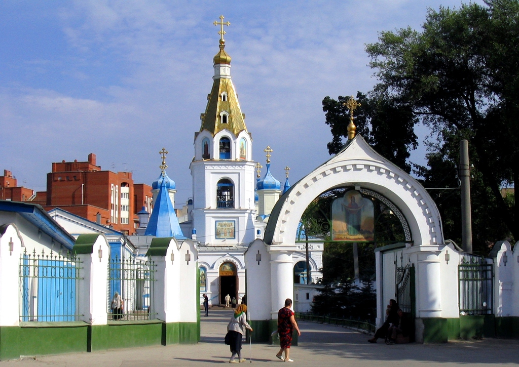 Собор Покрова Пресвятой Богородицы в Самаре. Лето 2004.