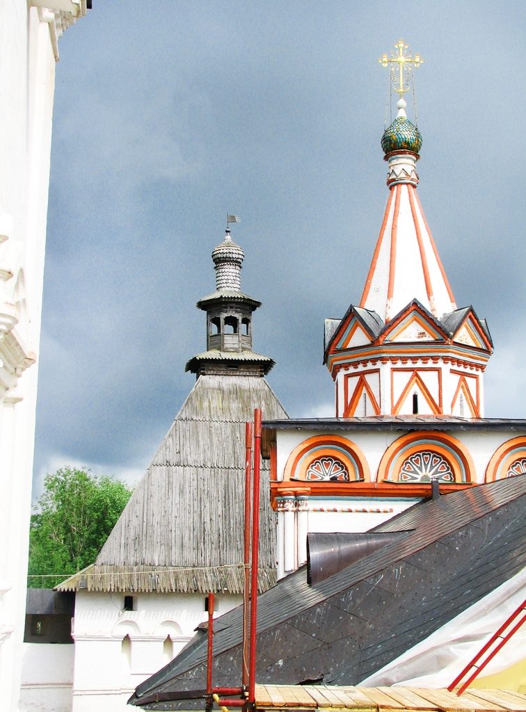 Саввино-Сторожевский монастырь в Звенигороде Московской. Церковь Троицы Живоначальной. Лето 2008.