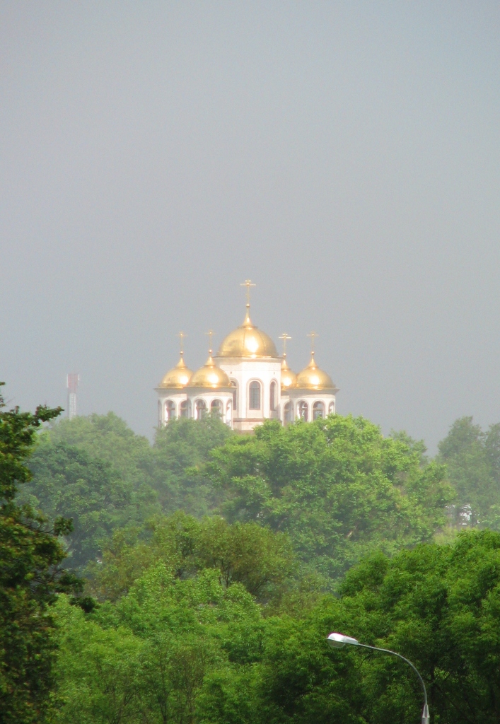 Церковь Вознесения Господня в г. Звенигород Московской области. Лето 2008.