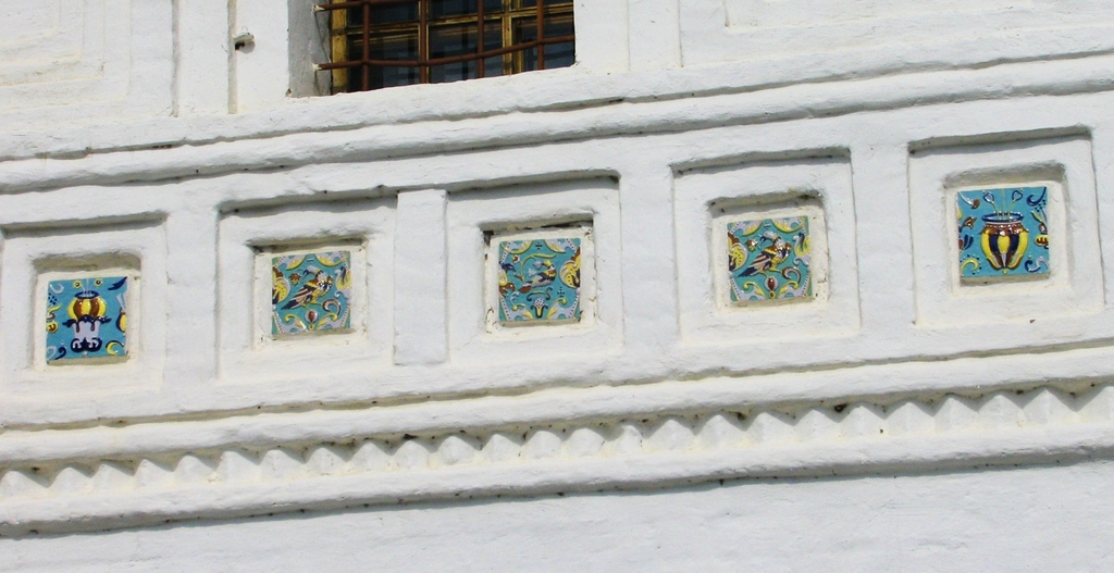 Ярославская область, г. Ростов Великий. Авраамиев монастырь. Весна 2009.