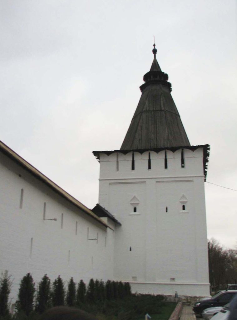 Калужская обл., Боровский р-н, г. Боровск. Пафнутьев-Боровский мужской монастырь. Осень 2009.