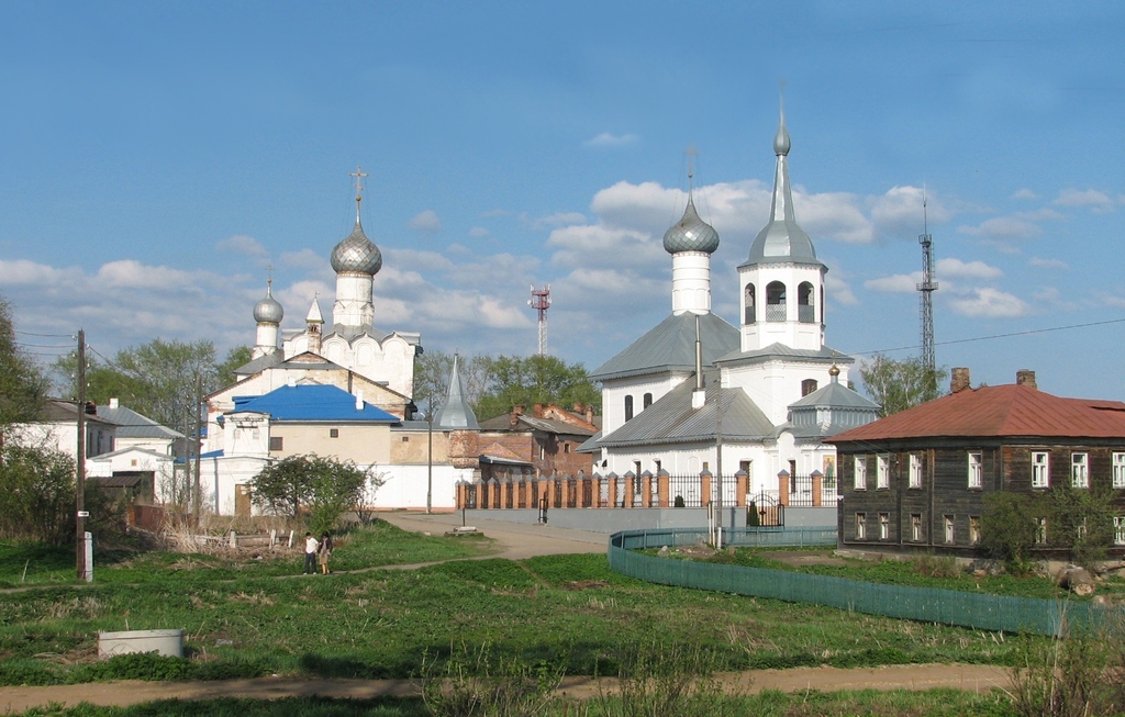 Ярославская область. г. Ростов Великий. Рождественский монастырь. Весна 2009.