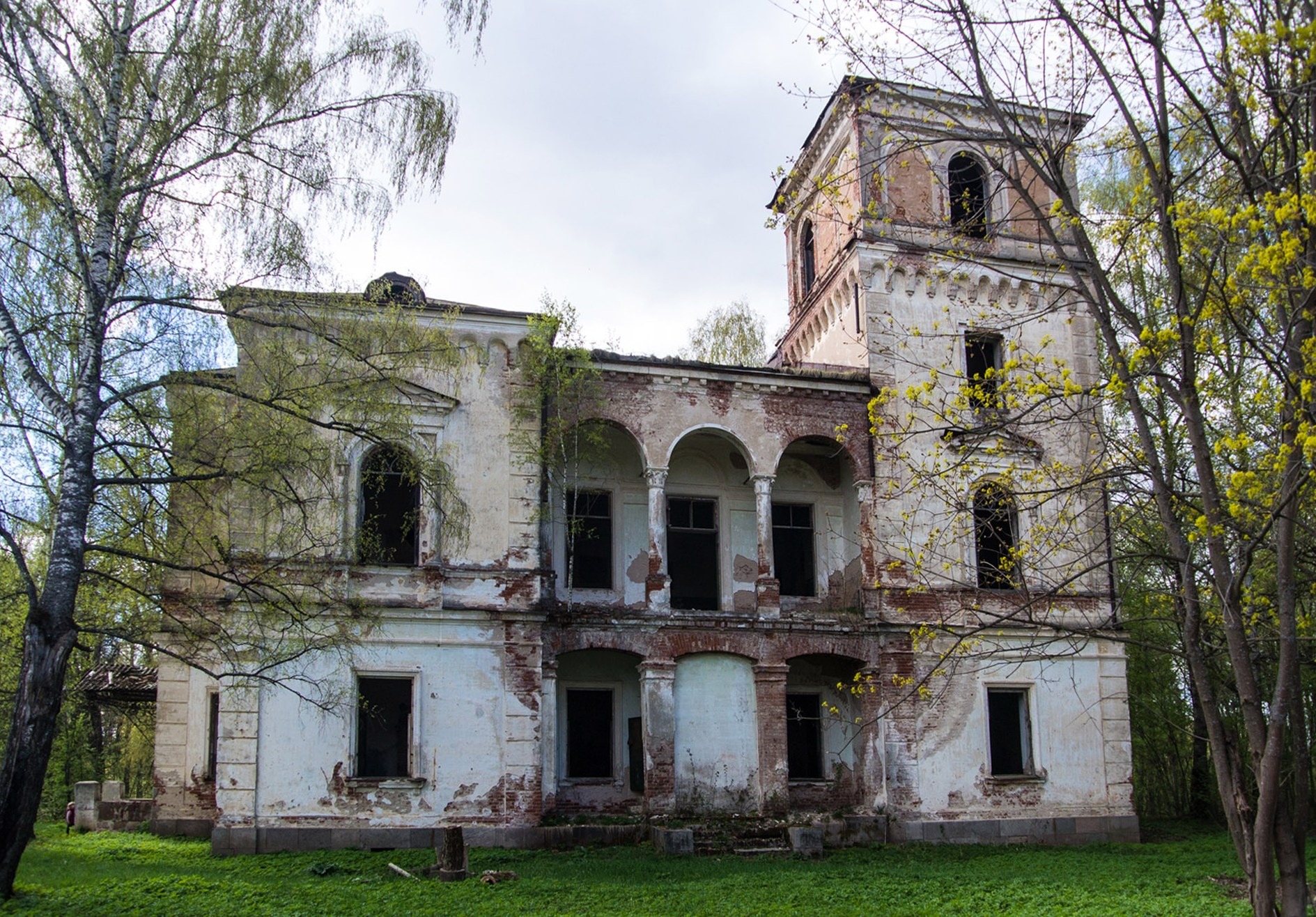 Село волосово тверская область усадьба. Усадьба Борки Тверская область. Матренино Тверская область Барский дом. Усадьба Казнаковых Ладьино. Село Волосово Тверская область Торжокский р-н Барский дом.